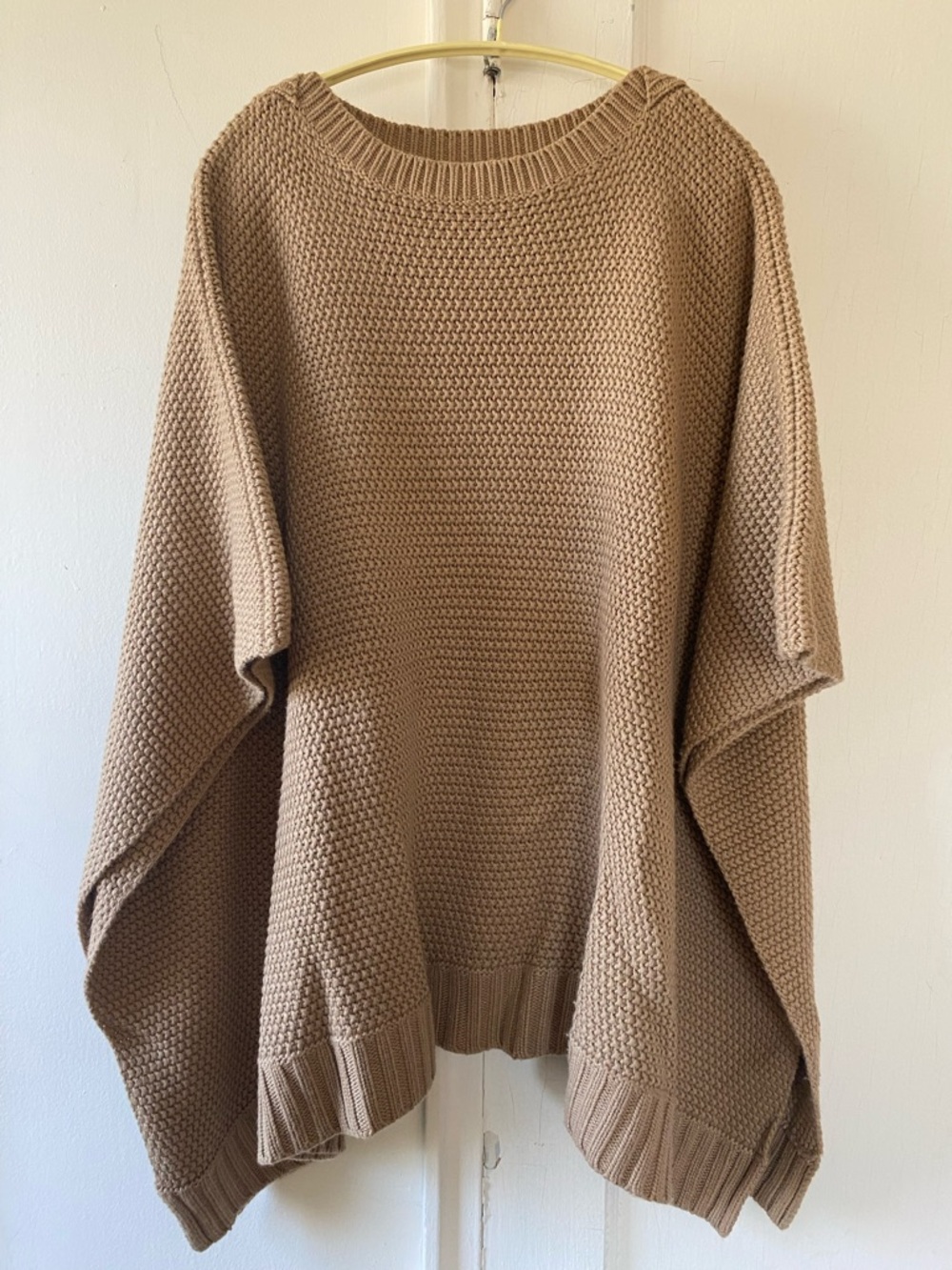 Ralph Lauren  Sport
poncho Sweater in Camel Brown